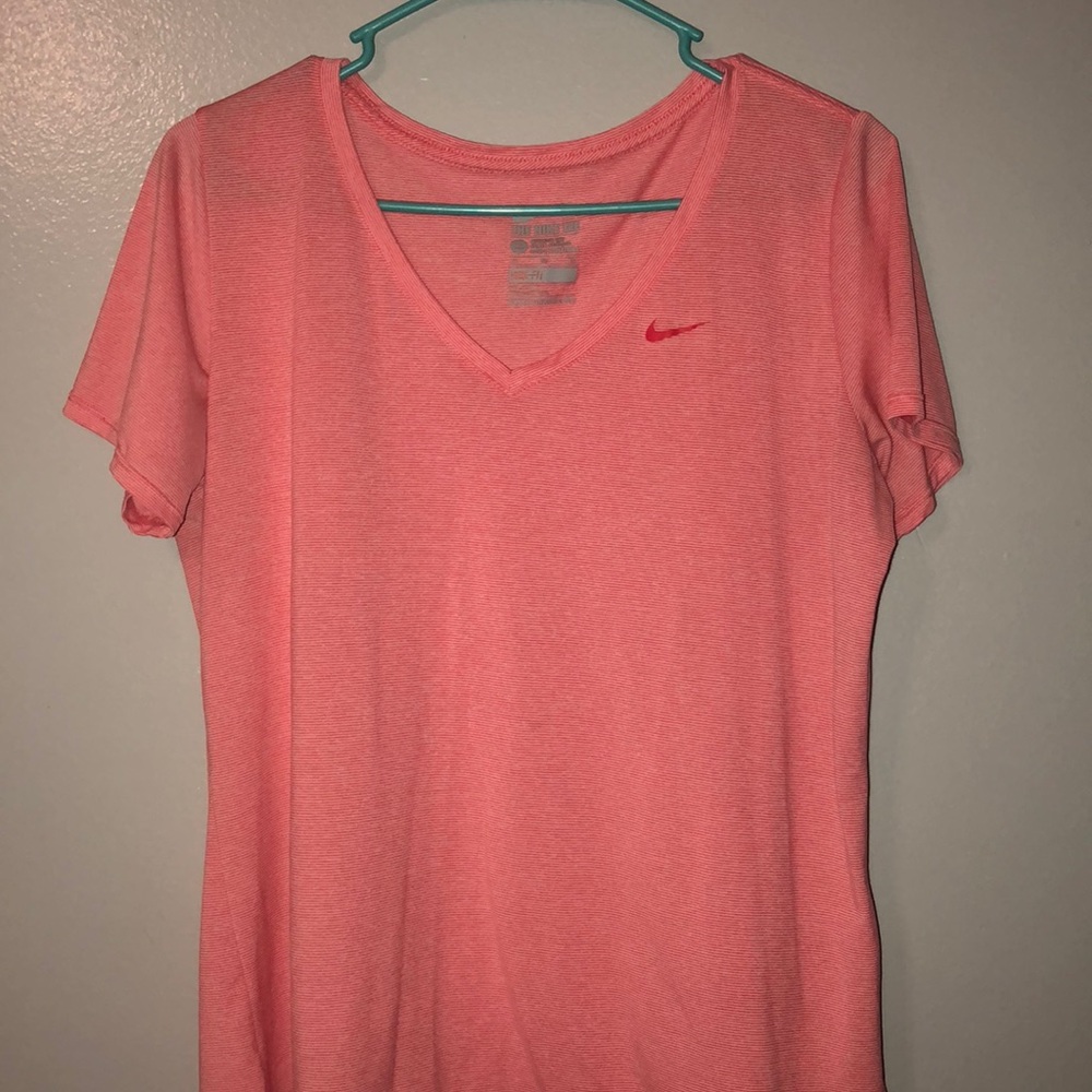 Pink Nike short sleeve shirt size XL worn once :)